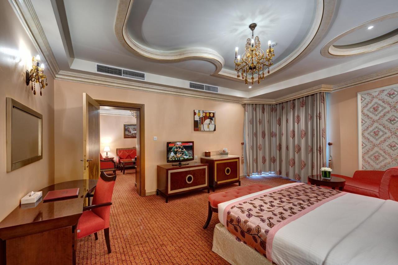 Sahara Beach Resort & Spa Sharjah Exterior photo Suite